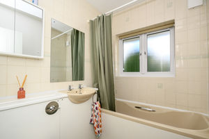 Photo 7- click for photo gallery